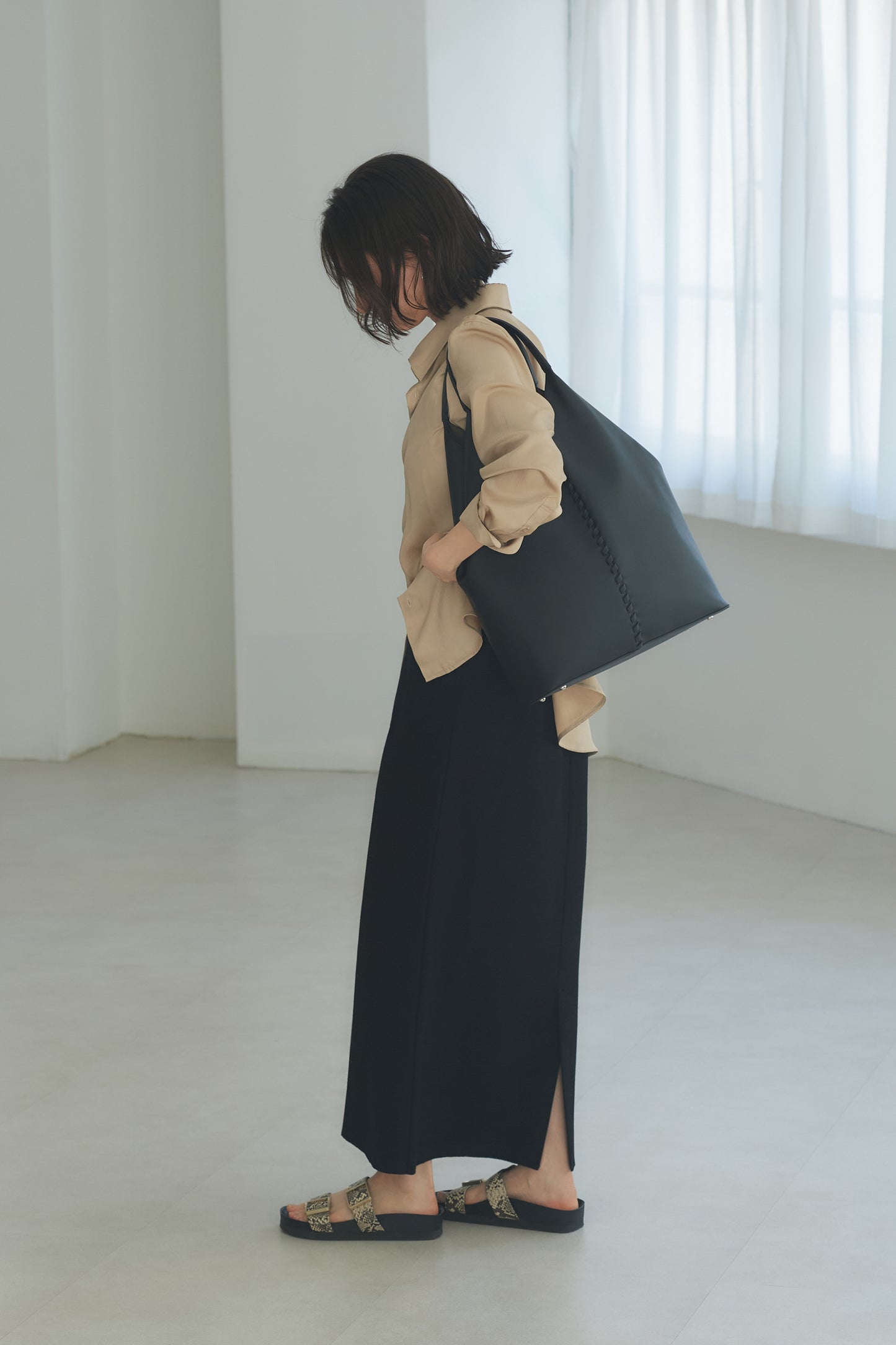 Grape Vine Tote Bag