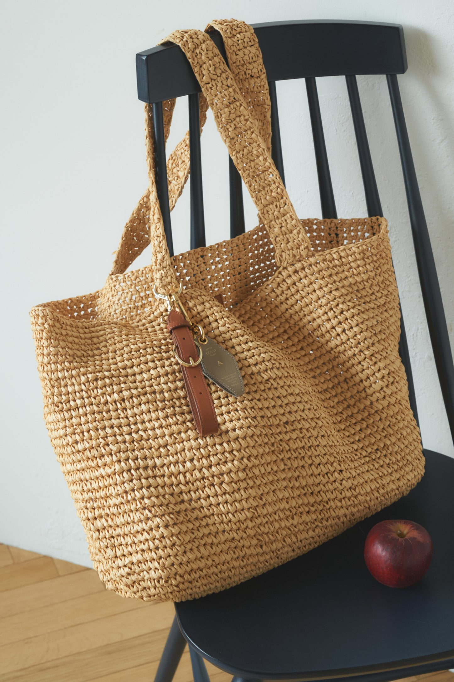 Apple 2Way Half-moon Strap