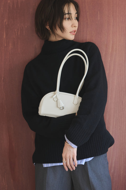 Apple Half-moon Boston Bag