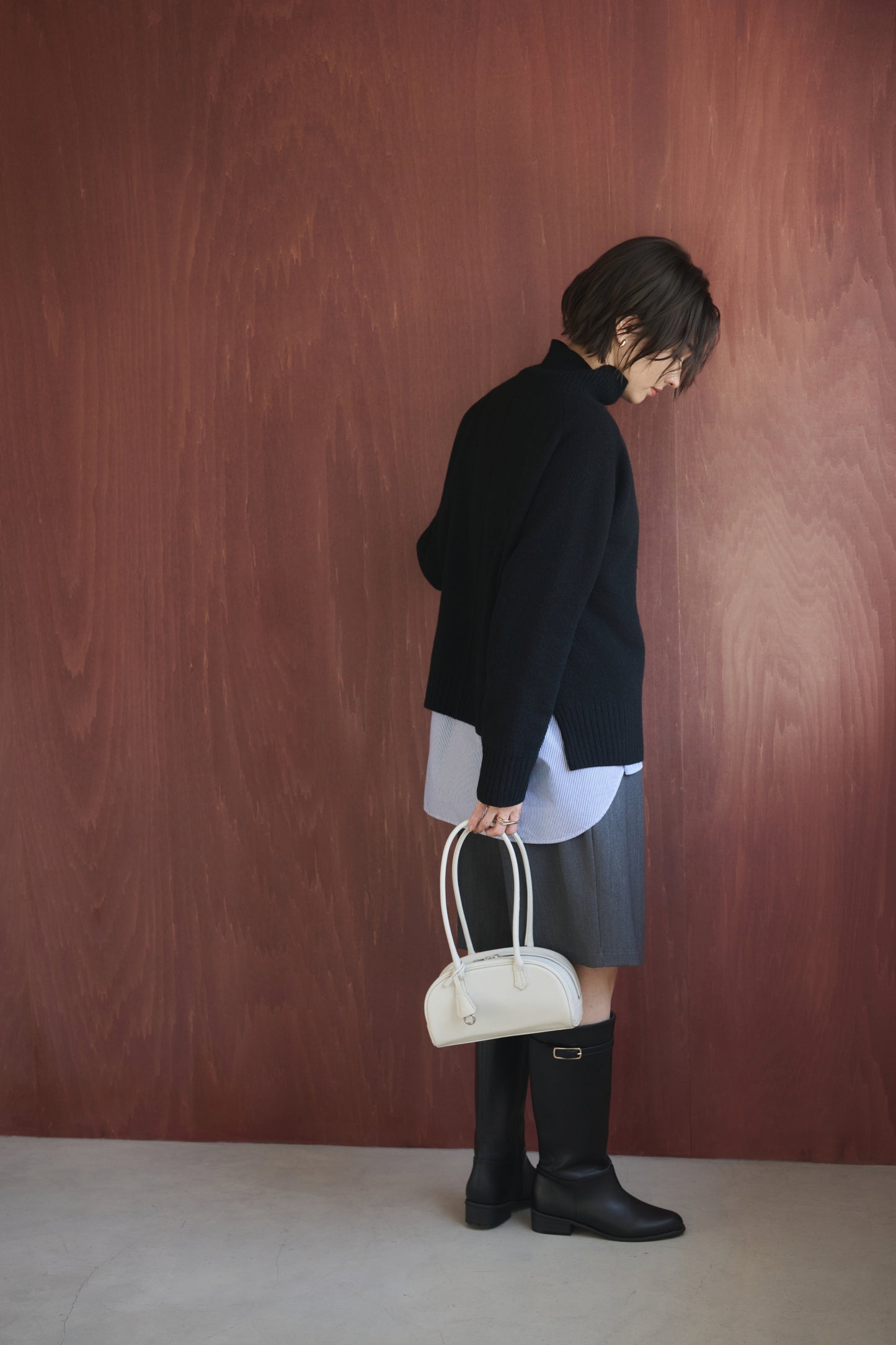 Apple Half-moon Boston Bag