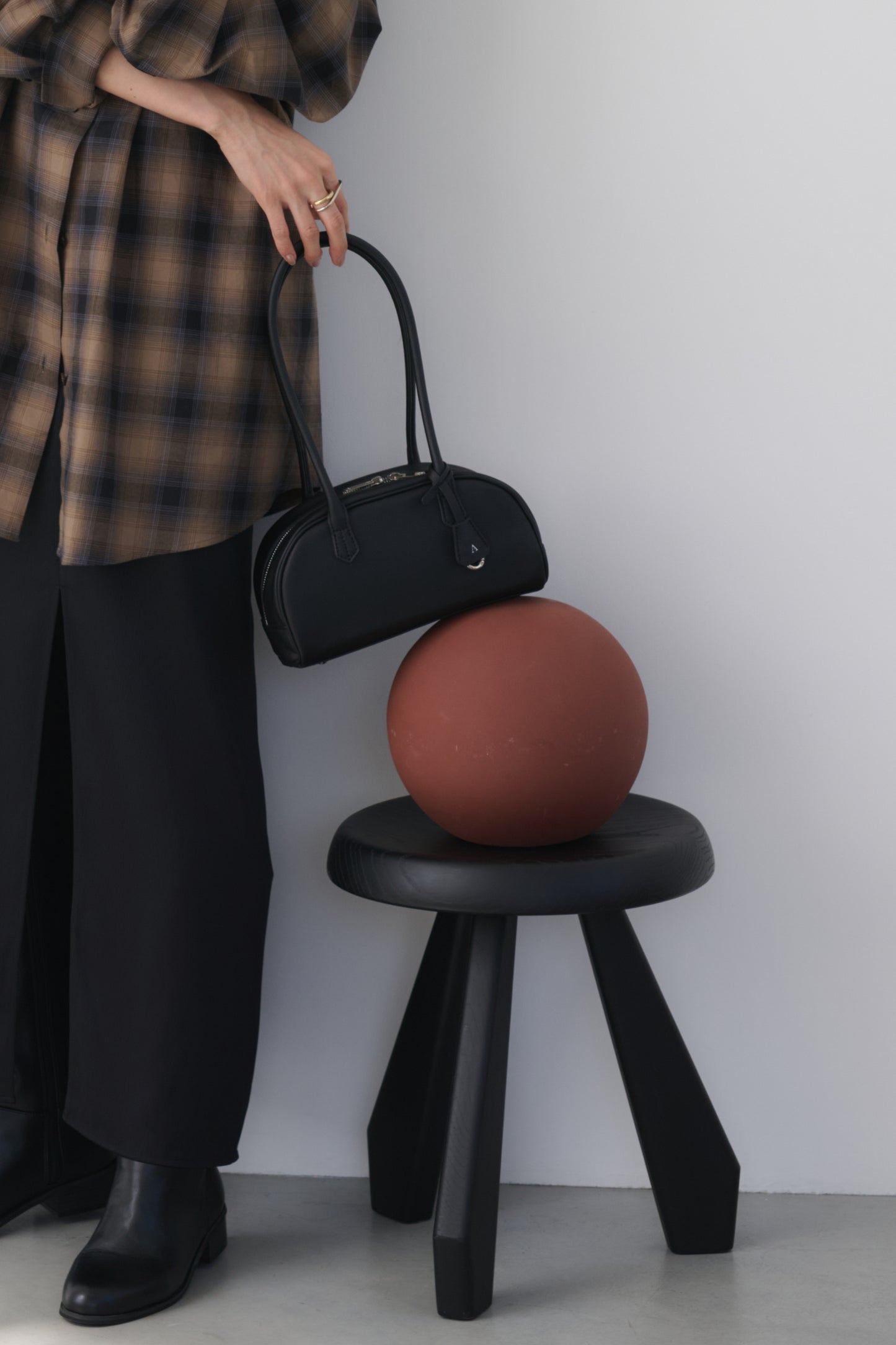 Apple Half-moon Boston Bag