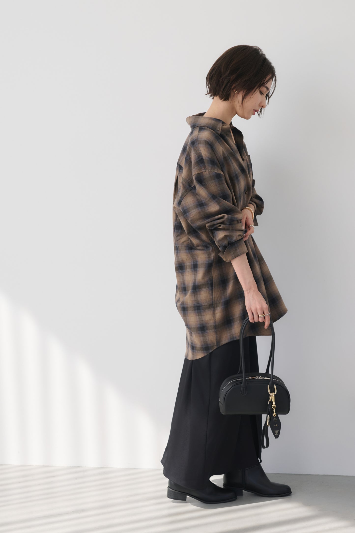 Apple Half-moon Boston Bag