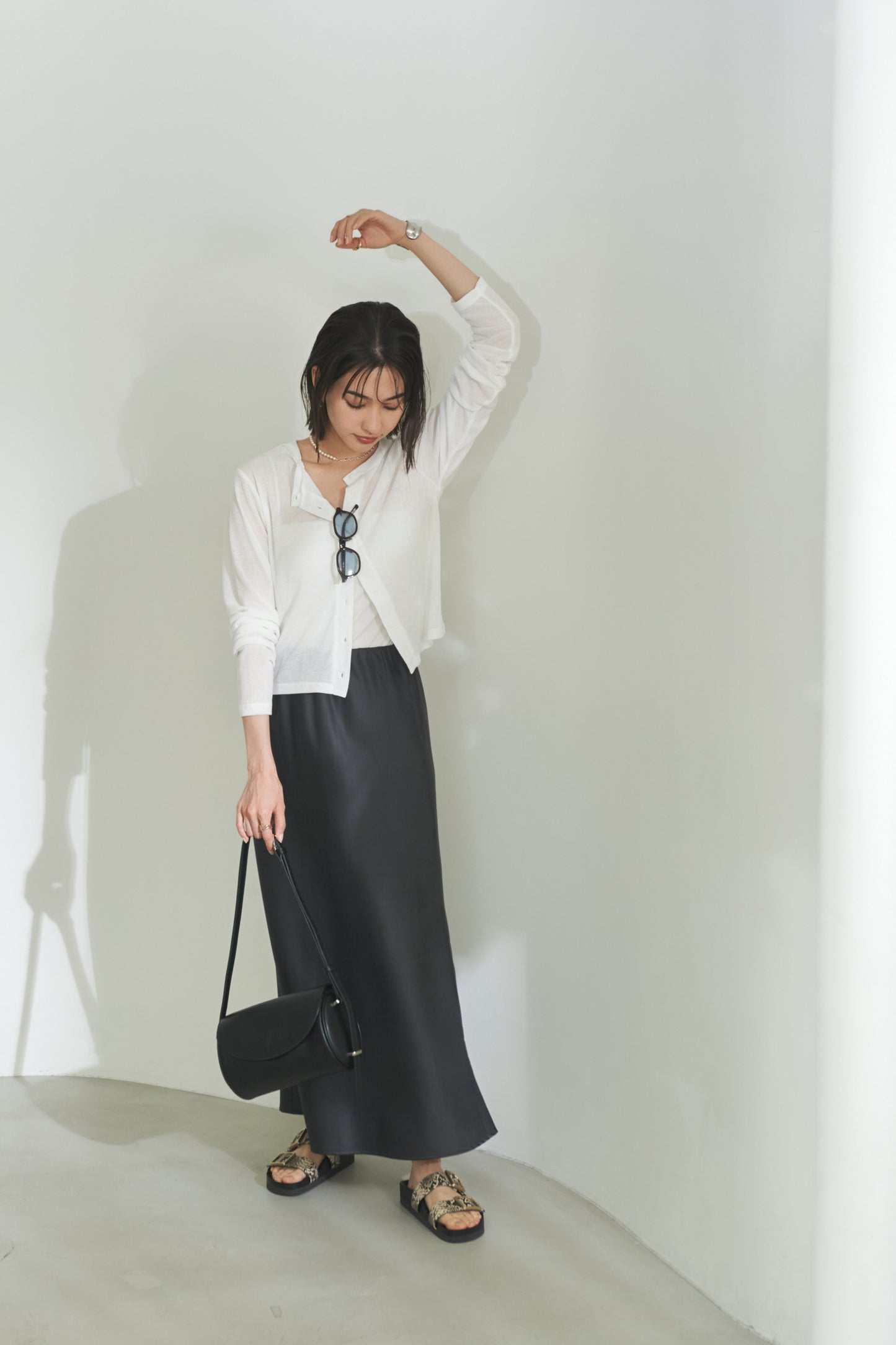 Apple 2Way Half-moon Bag
