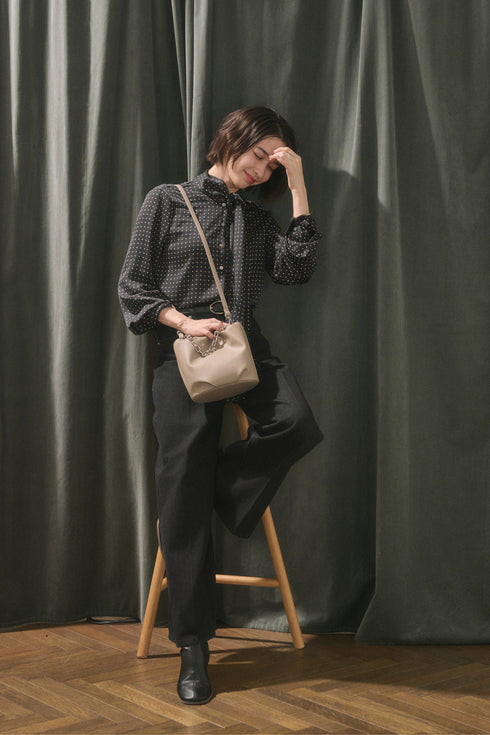 Apple 4-Way Gather Bag
