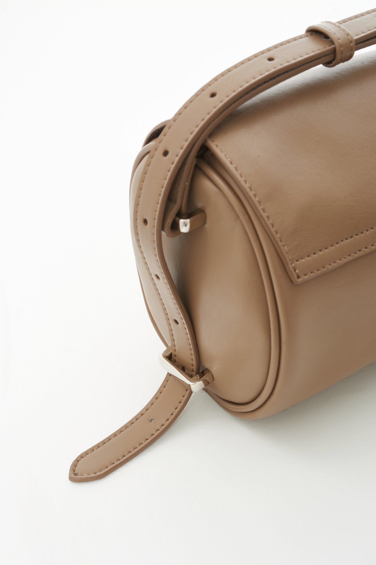 Apple 2Way Half-moon Bag