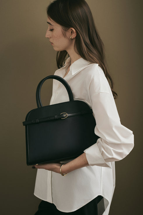 Apple 2Way Half-moon Boston Bag