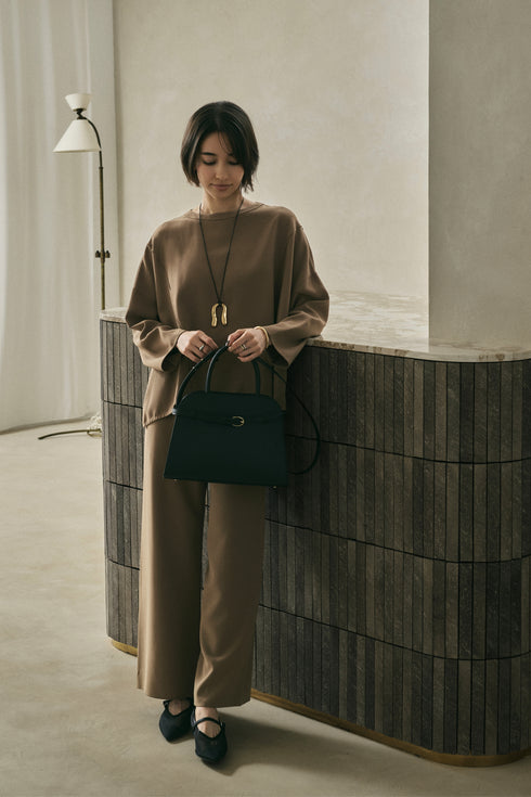 Apple 2Way Half-moon Boston Bag