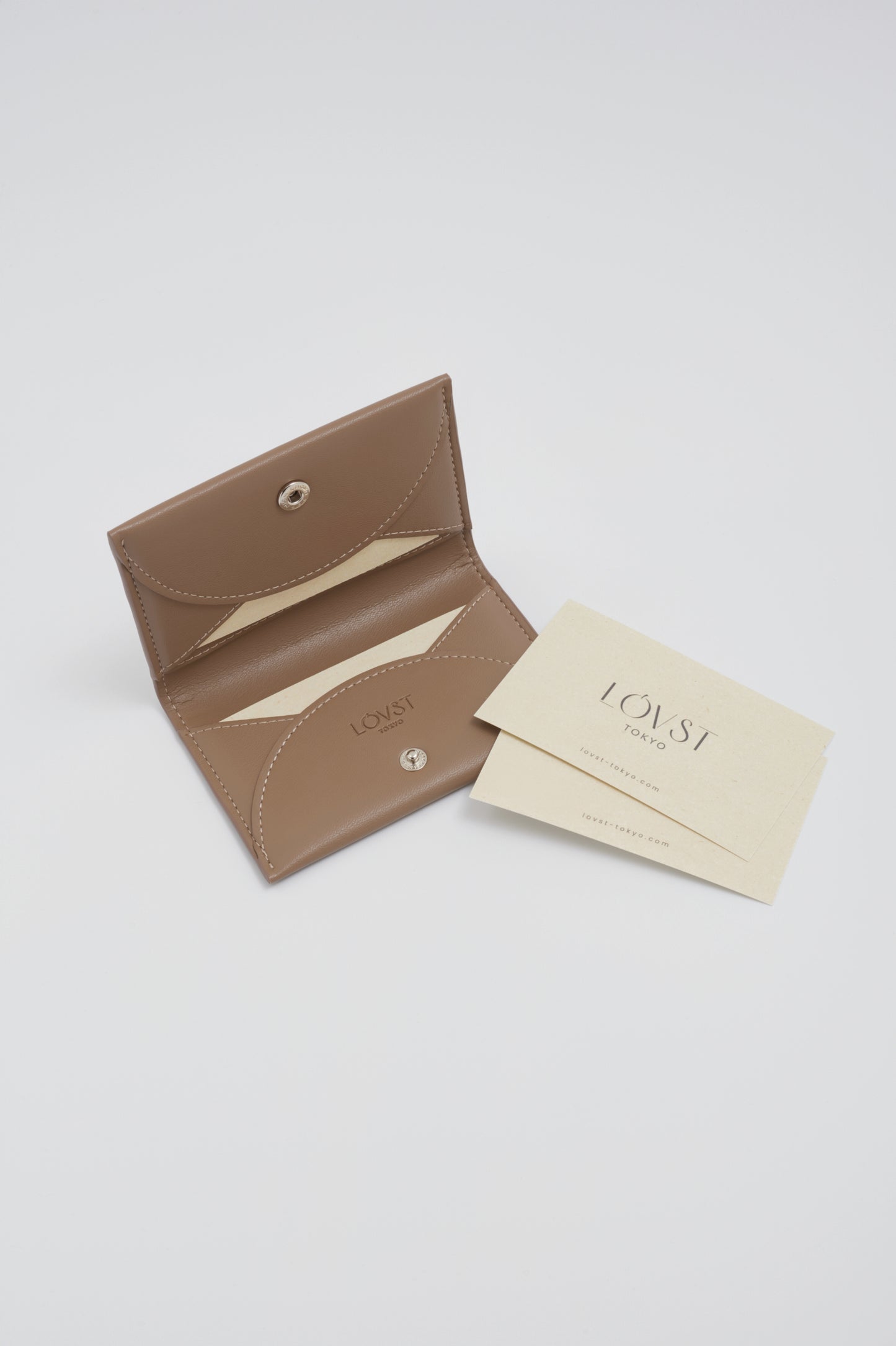 Apple Half-moon Card Case