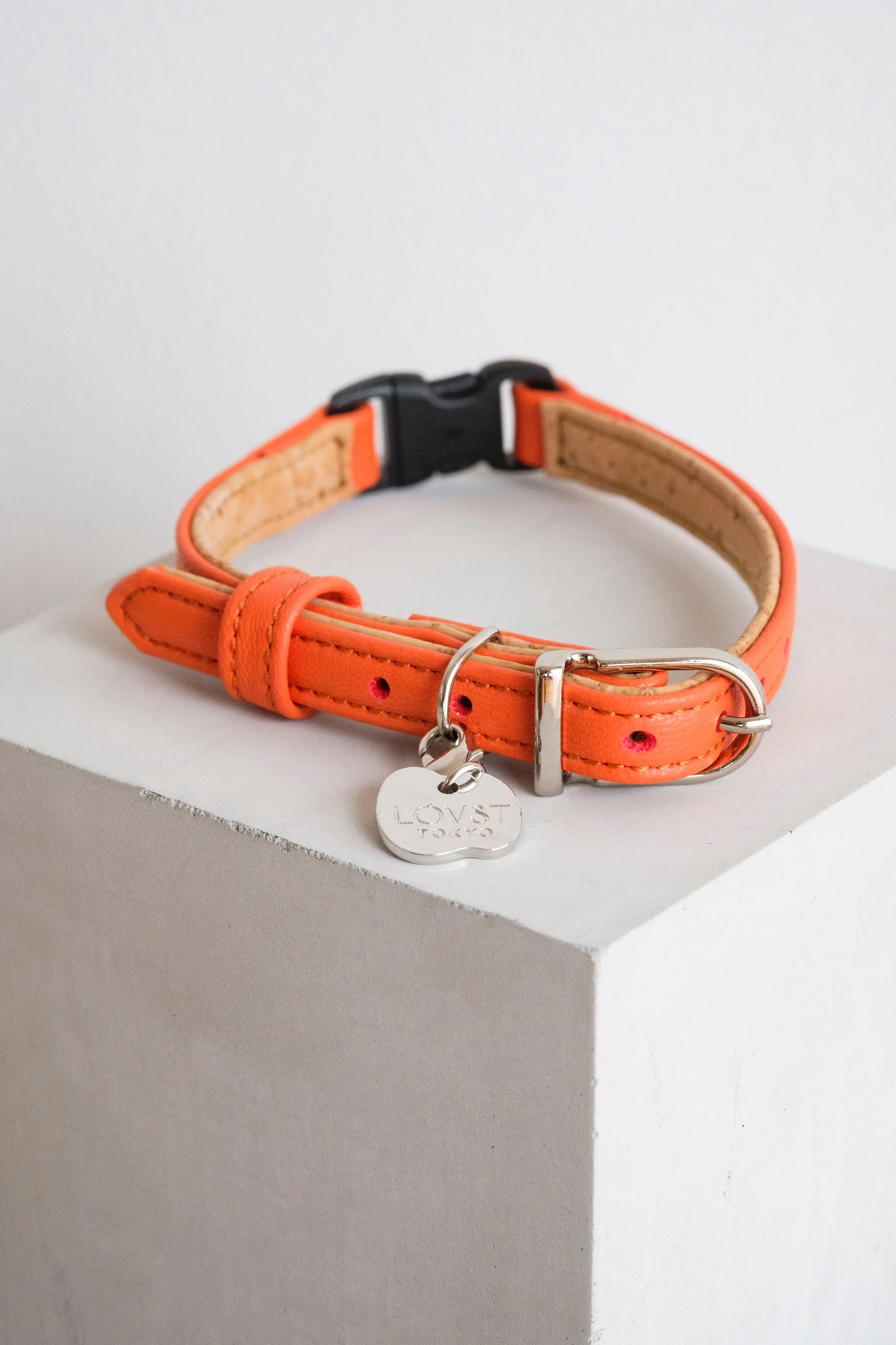 Apple Meow Collar LOVST TOKYO