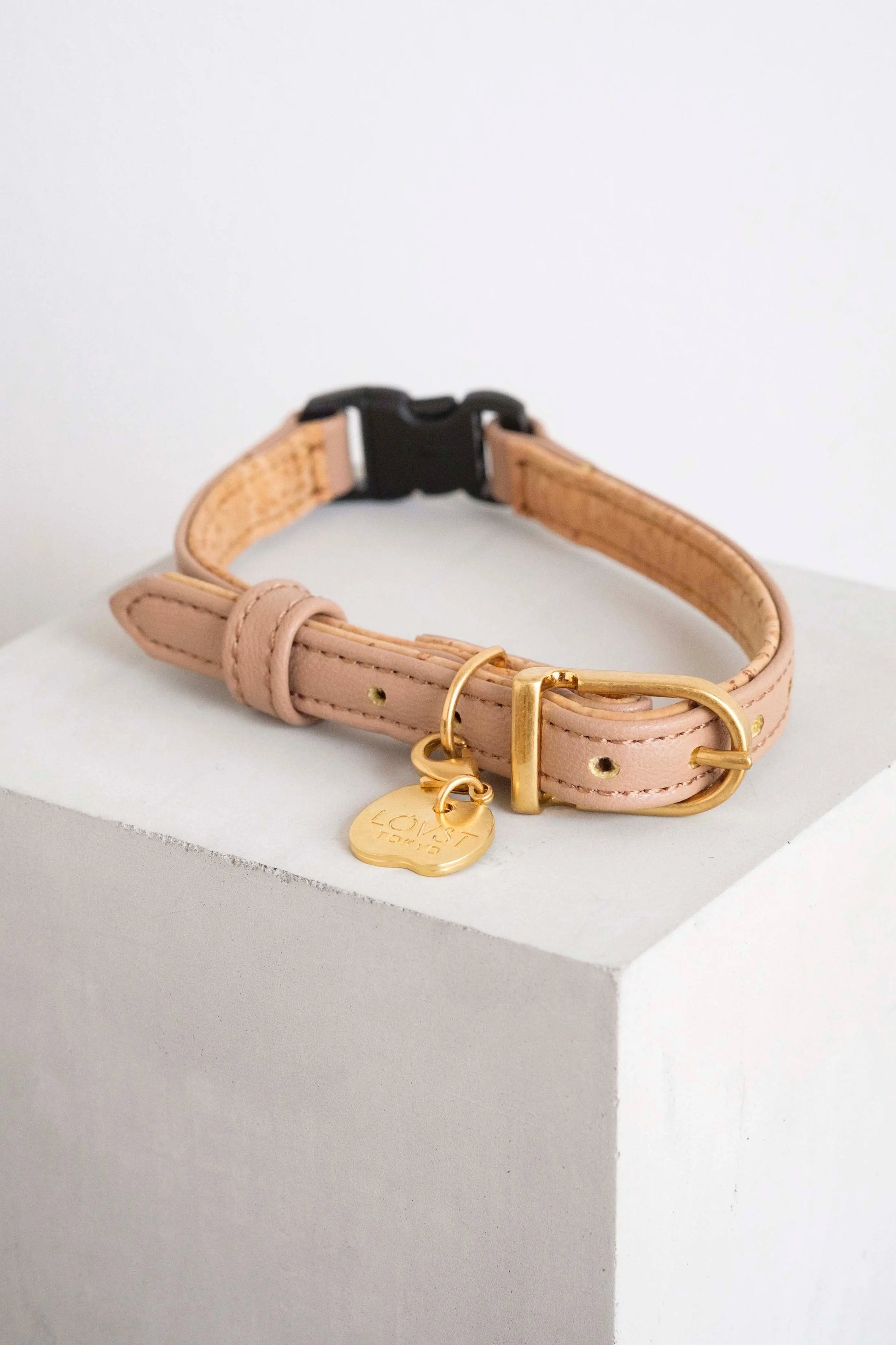 Apple Meow Collar LOVST TOKYO