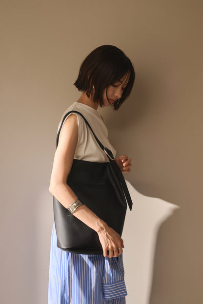 Apple 2Way Tote Bag