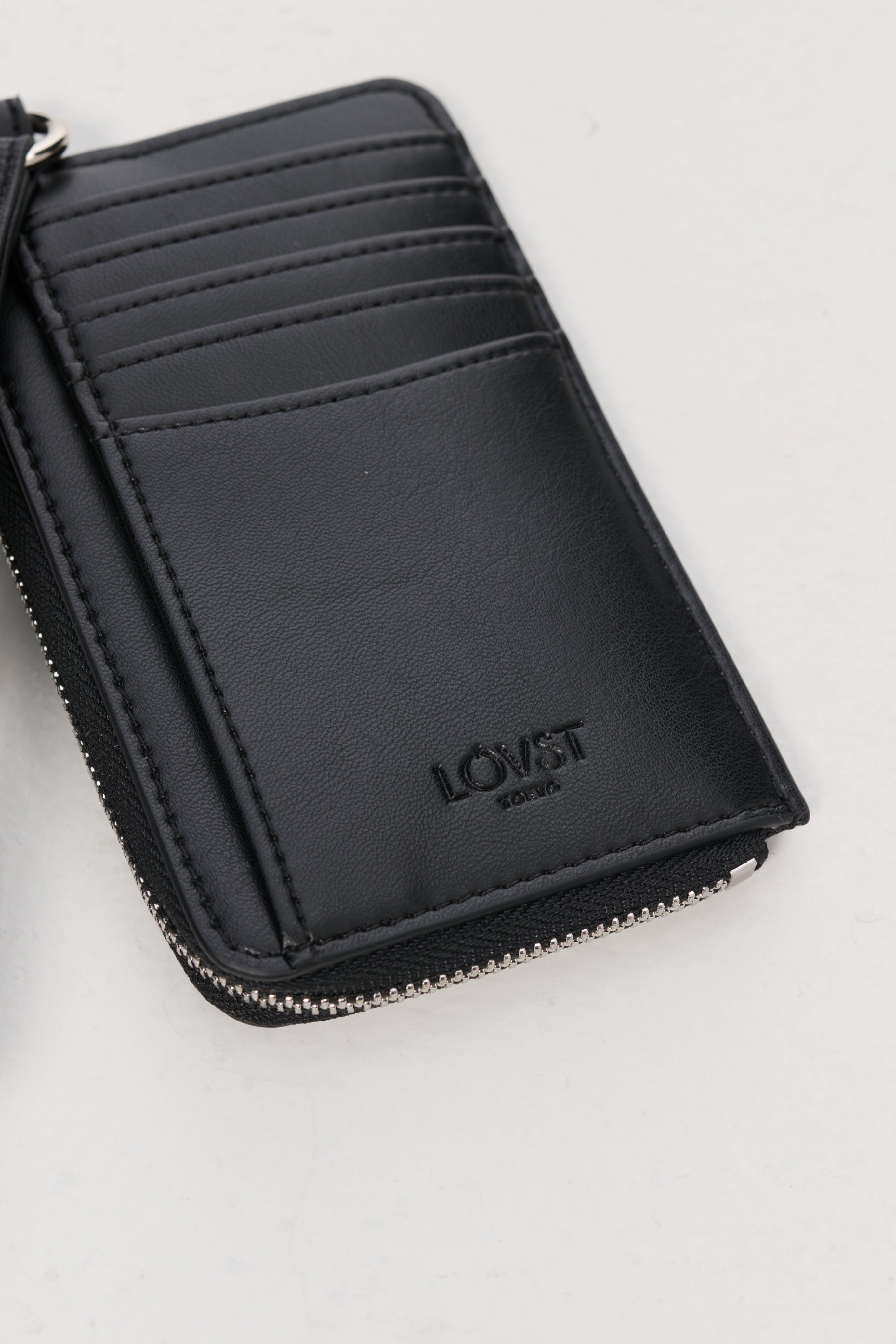 アップルレザー製フラグメントケース「Apple Multi Wallet」 | LOVST