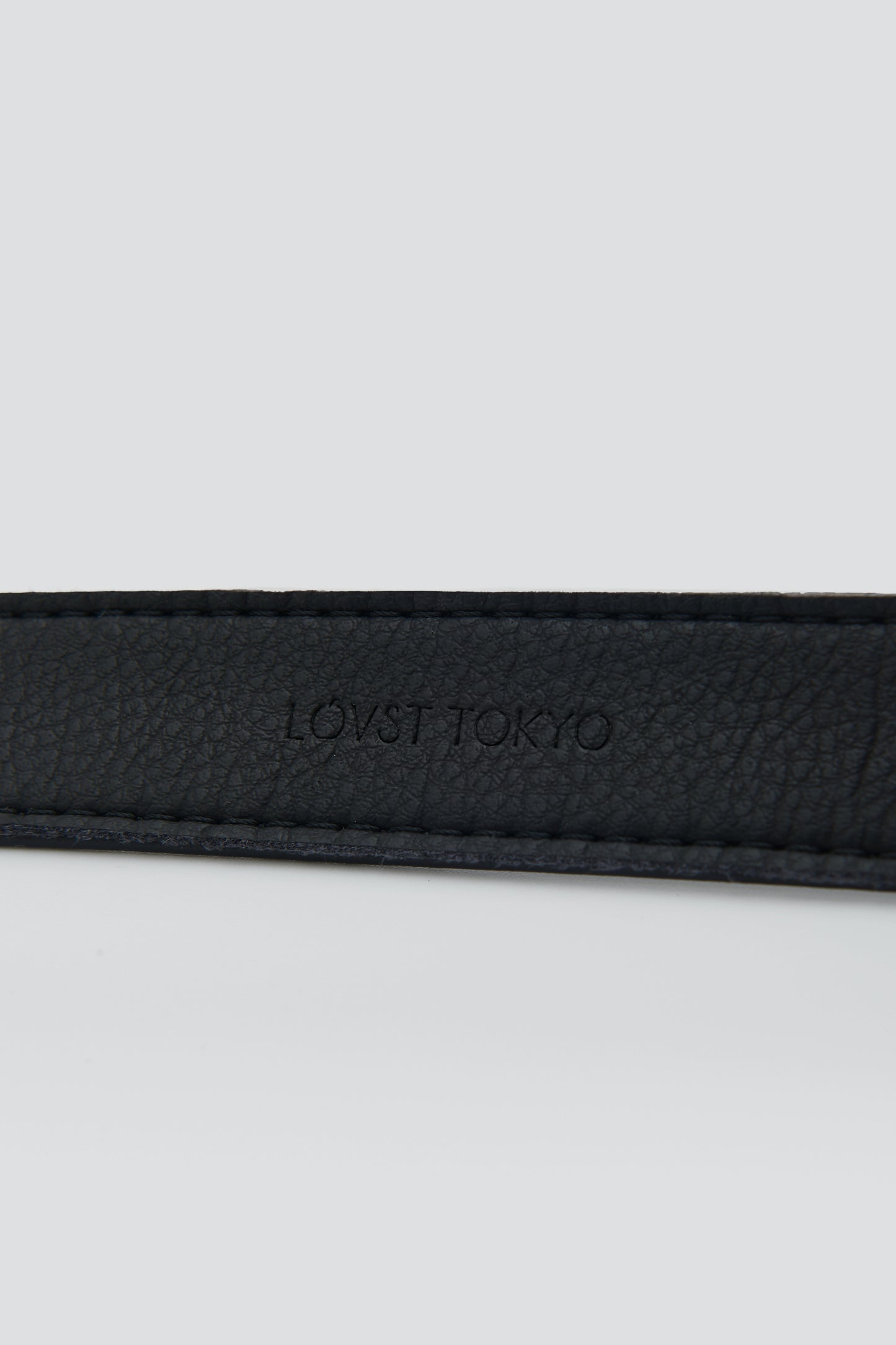 Apple Half-moon Belt