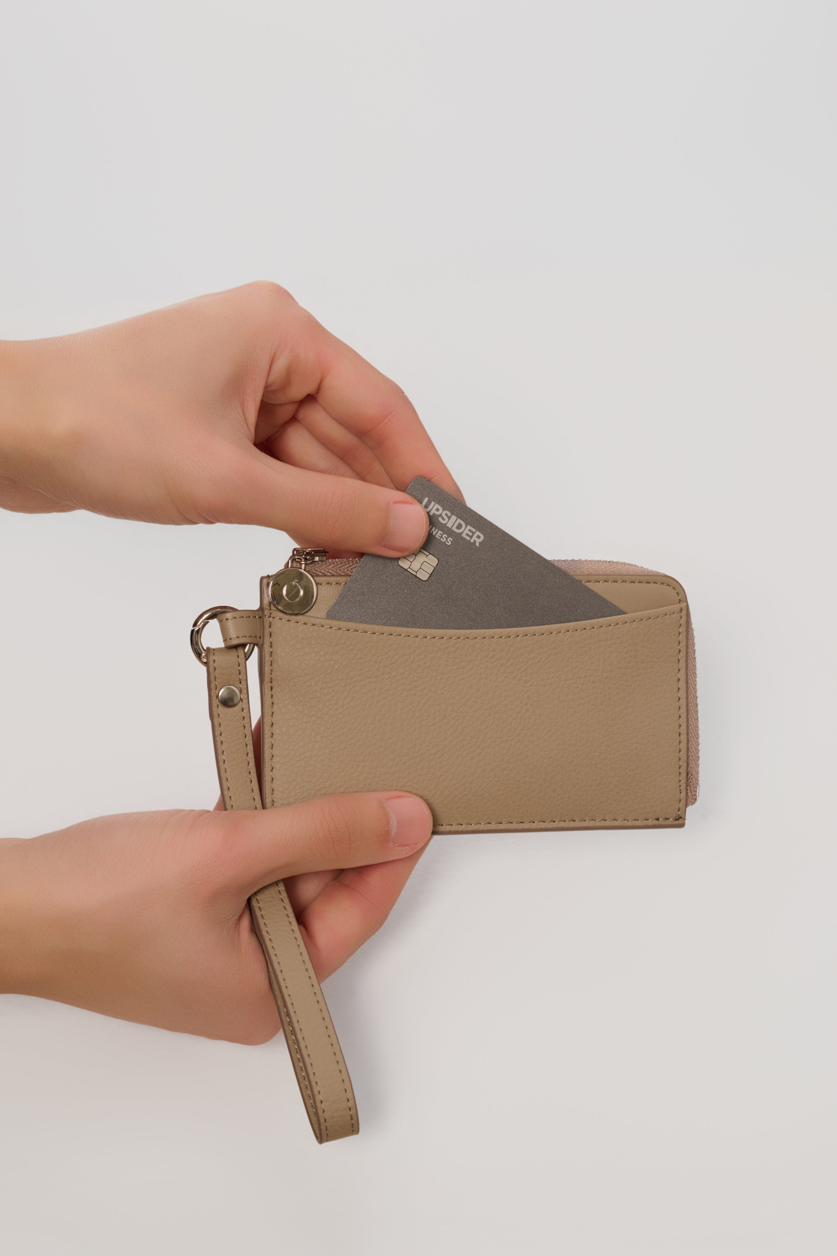 apple様  アーツ 2018ss multi wallet アップルレザー製フラグメントケース「Apple Multi Wallet」 | LOVST