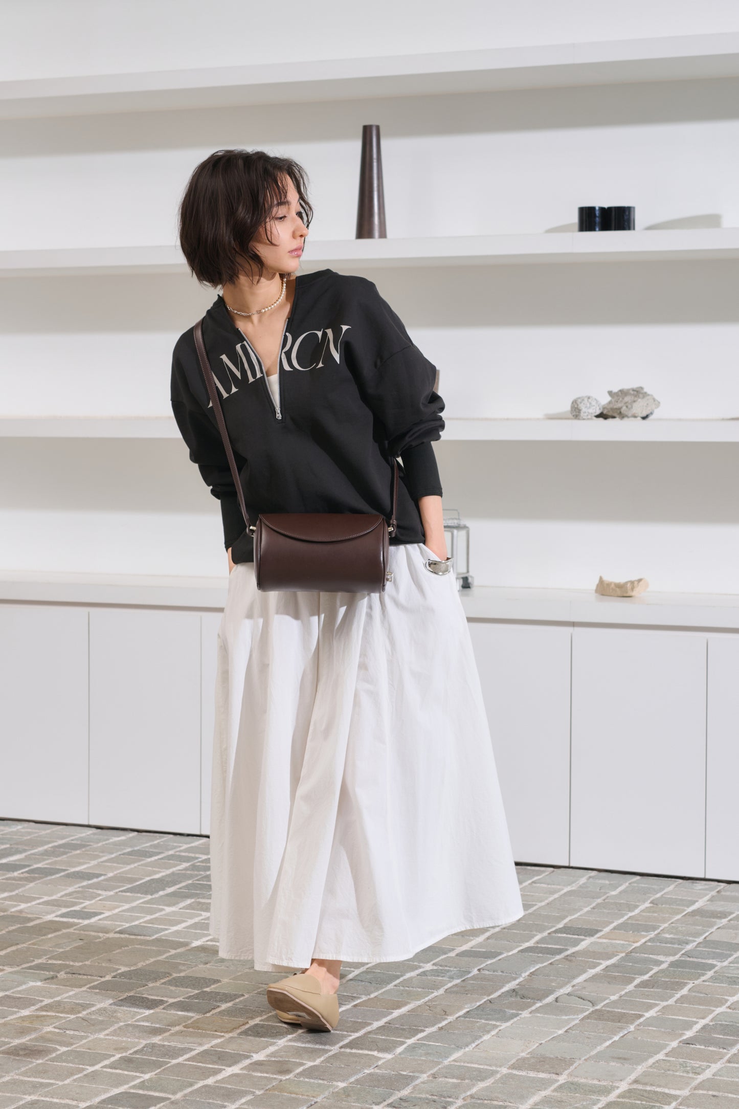 Apple 2Way Half-moon Bag