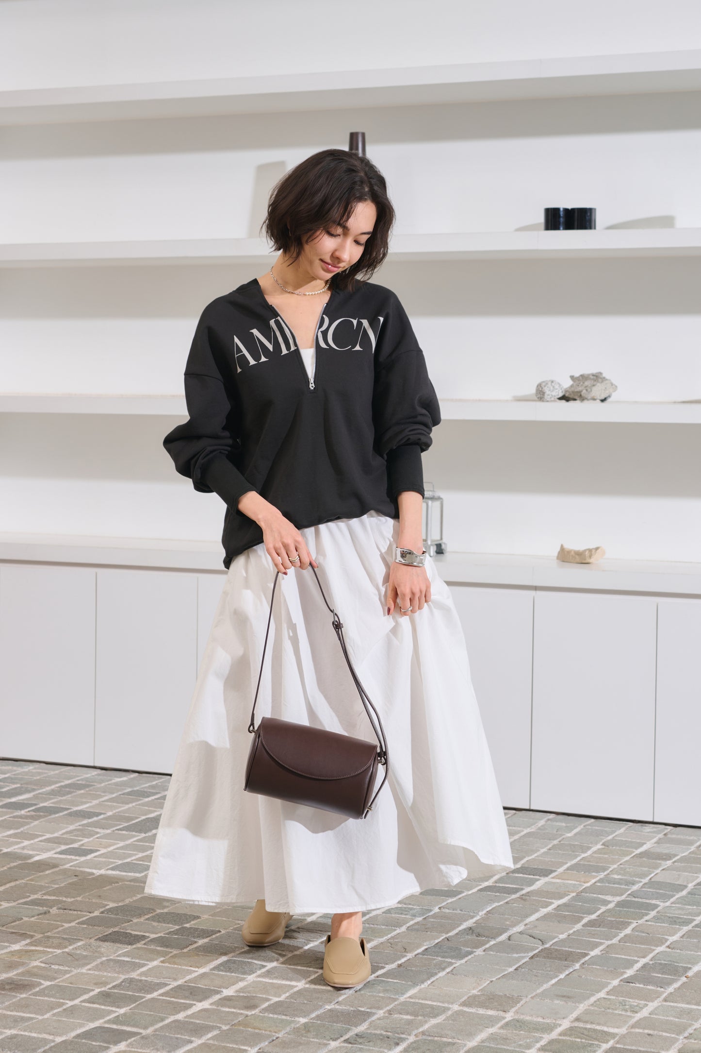 Apple 2Way Half-moon Bag