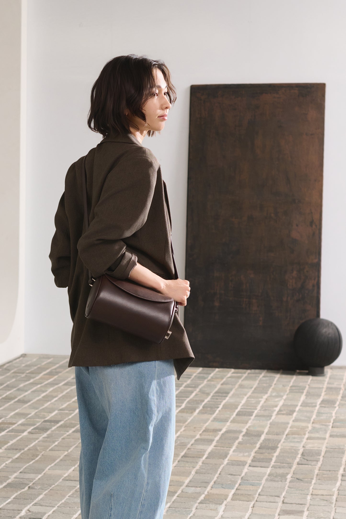 Apple 2Way Half-moon Bag