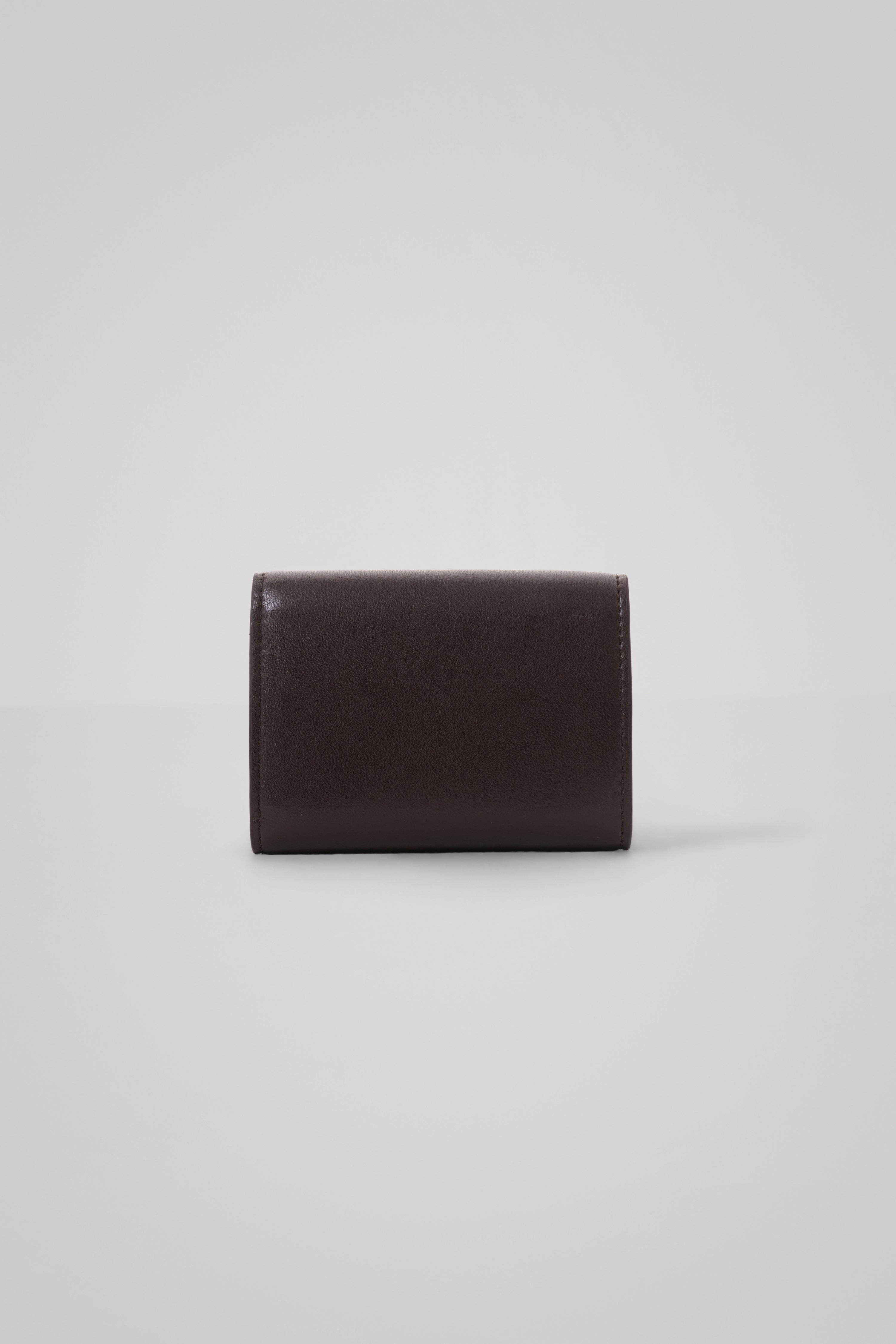 アップルレザー製コンパクトウォレット財布 「Apple Half-moon Wallet