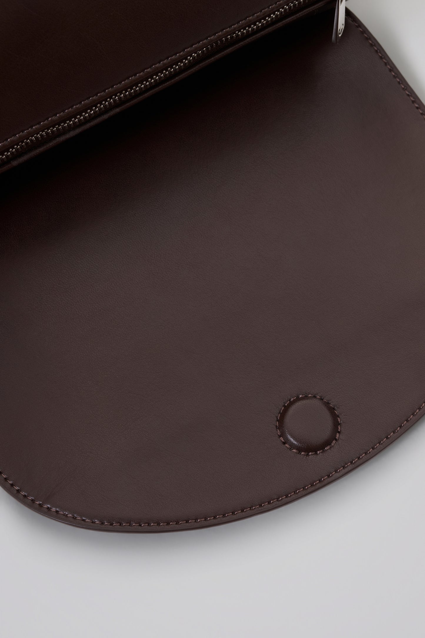 Apple 2Way Half-moon Bag