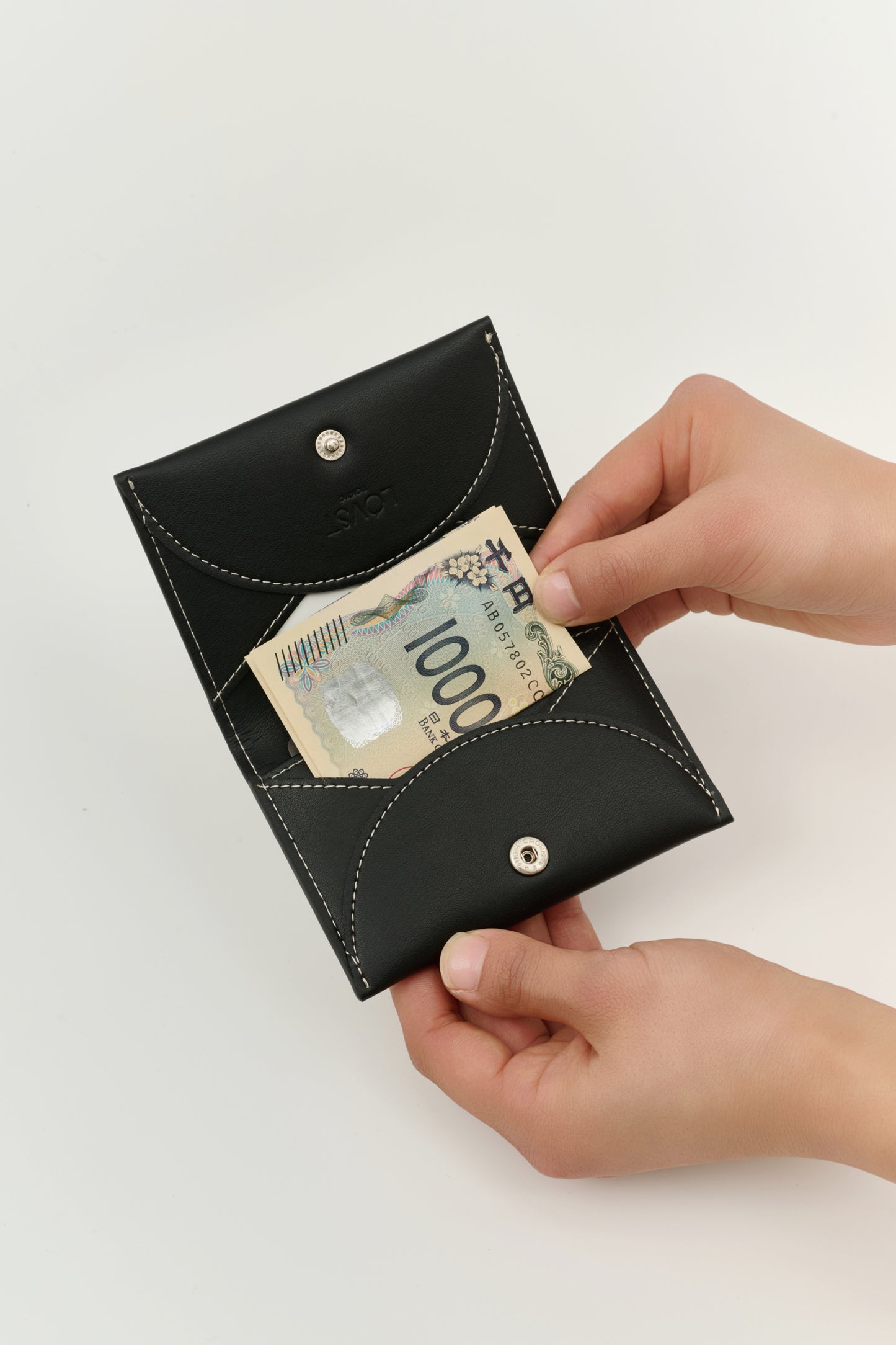 Apple Half-moon Card Case