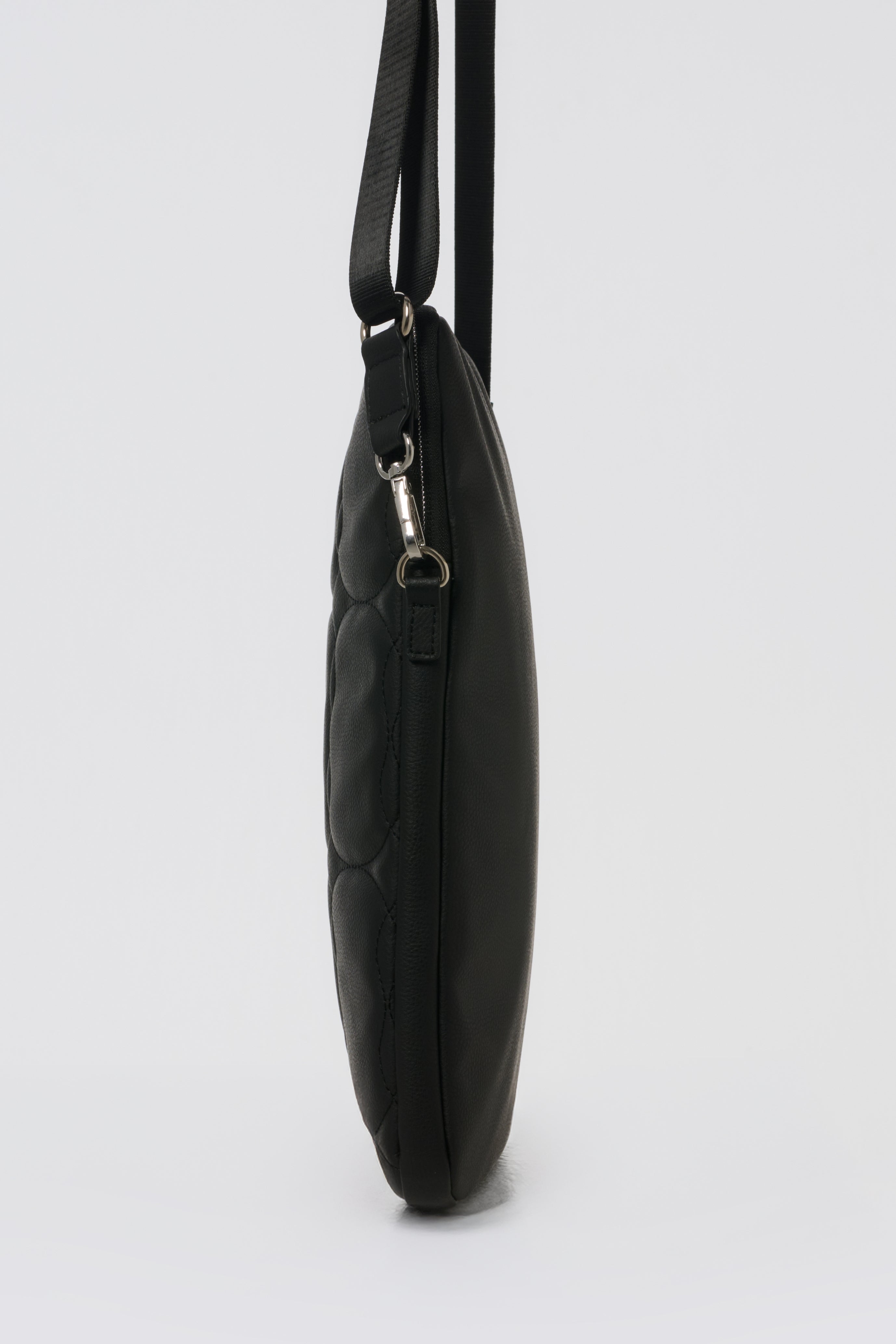 Apple 2Way Quilting Laptop Bag – LOVST TOKYO