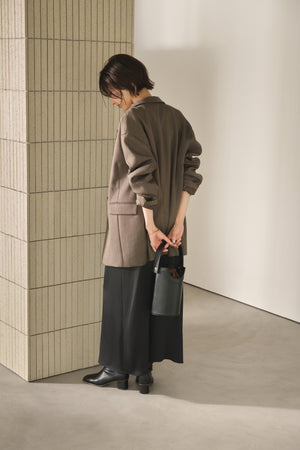 【LEE 4月号掲載】Apple Multi Way Half-moon Bag