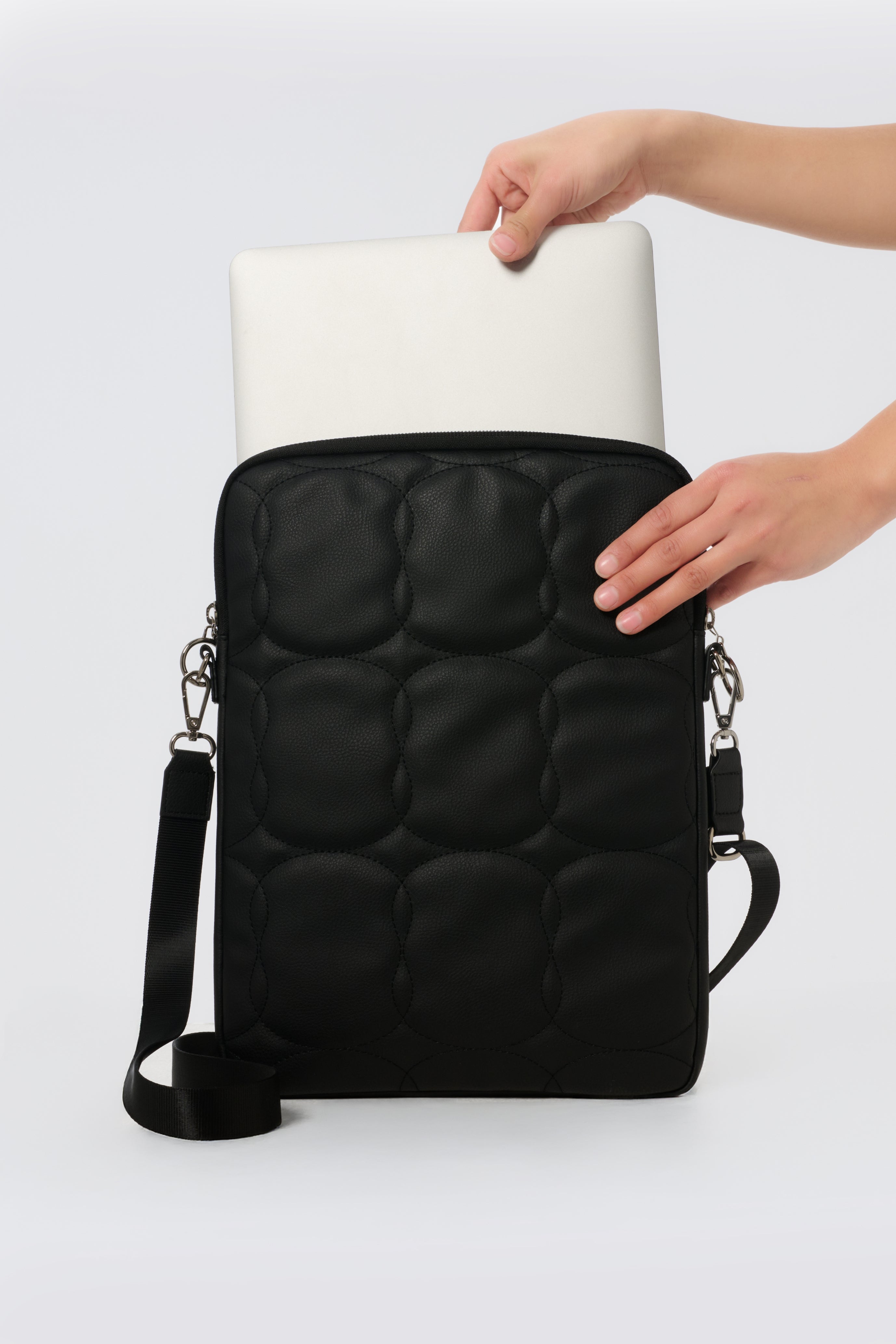 Apple 2Way Quilting Laptop Bag – LOVST TOKYO