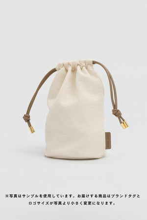 【LEE 4月号掲載】Apple Multi Way Half-moon Bag