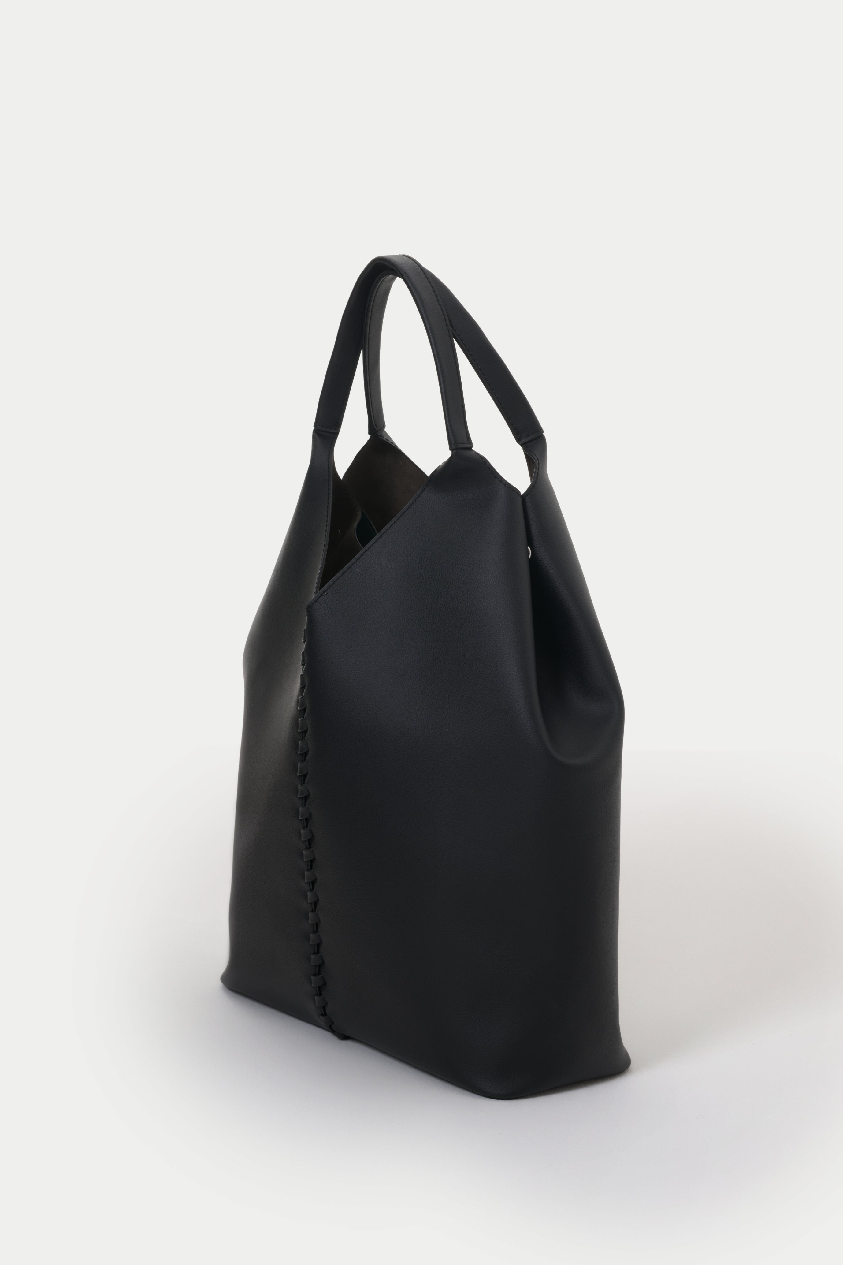 Grape Vine Tote Bag | LOVST TOKYO, グレープレザー, ヴィーガン