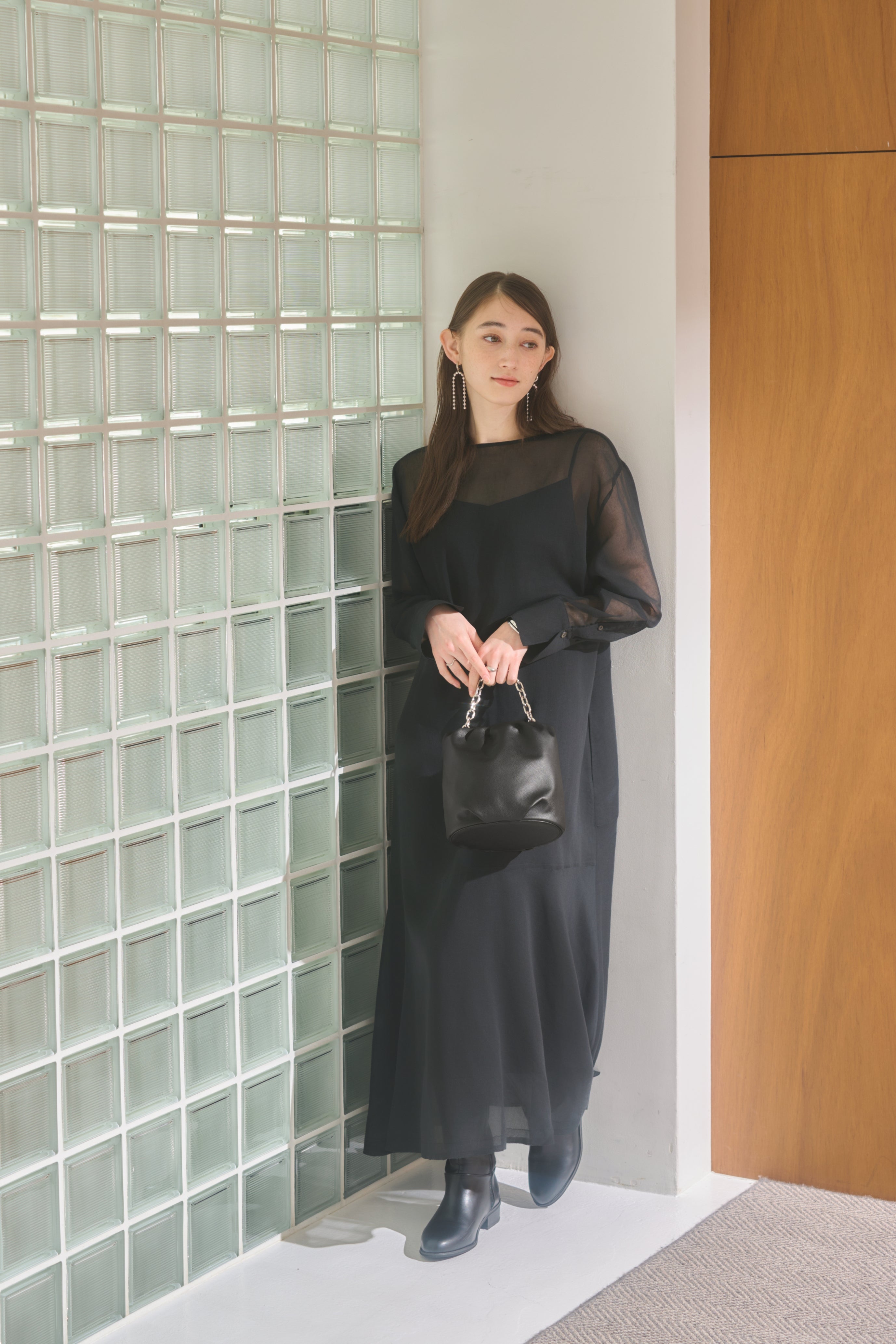 国産アップルレザー製「Apple 4Way Gather Bag」| LOVST TOKYO