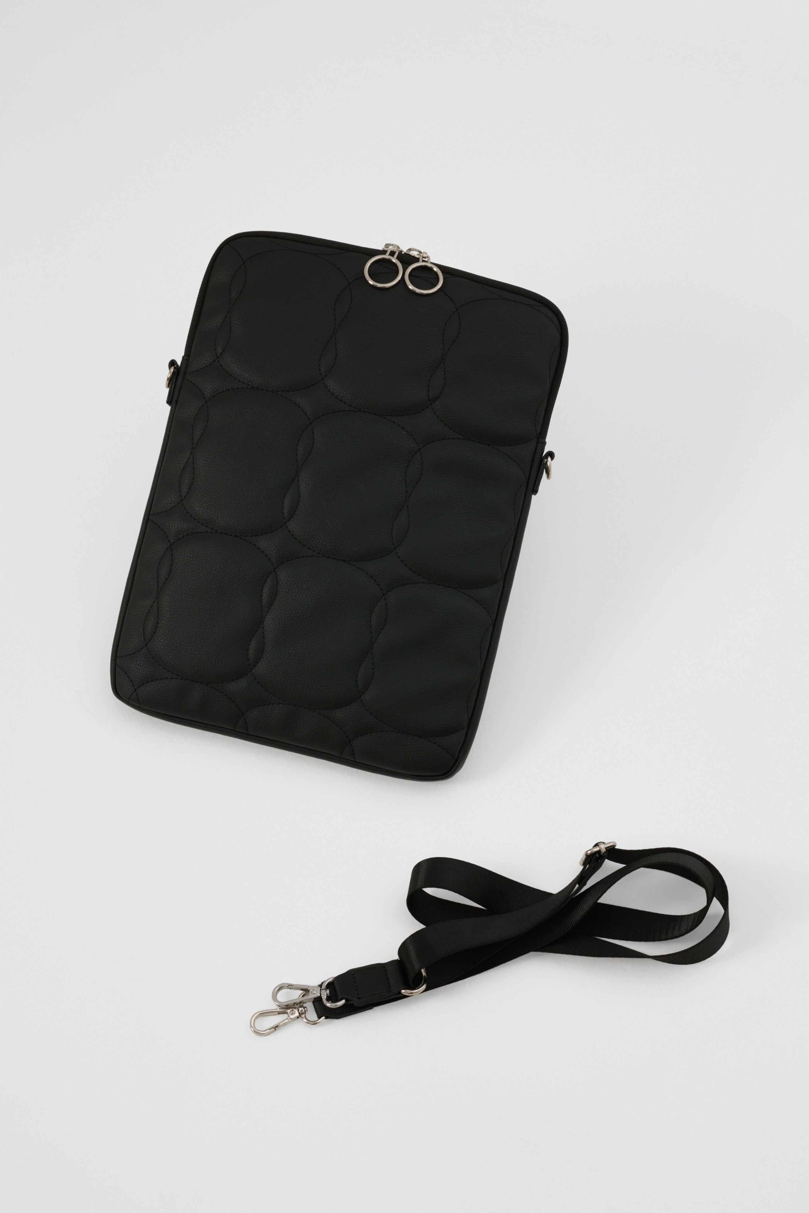 Appleパソコンデスクトップ　ゆきうさぎさん専用 Apple 2Way Quilting Laptop Bag – LOVST TOKYO