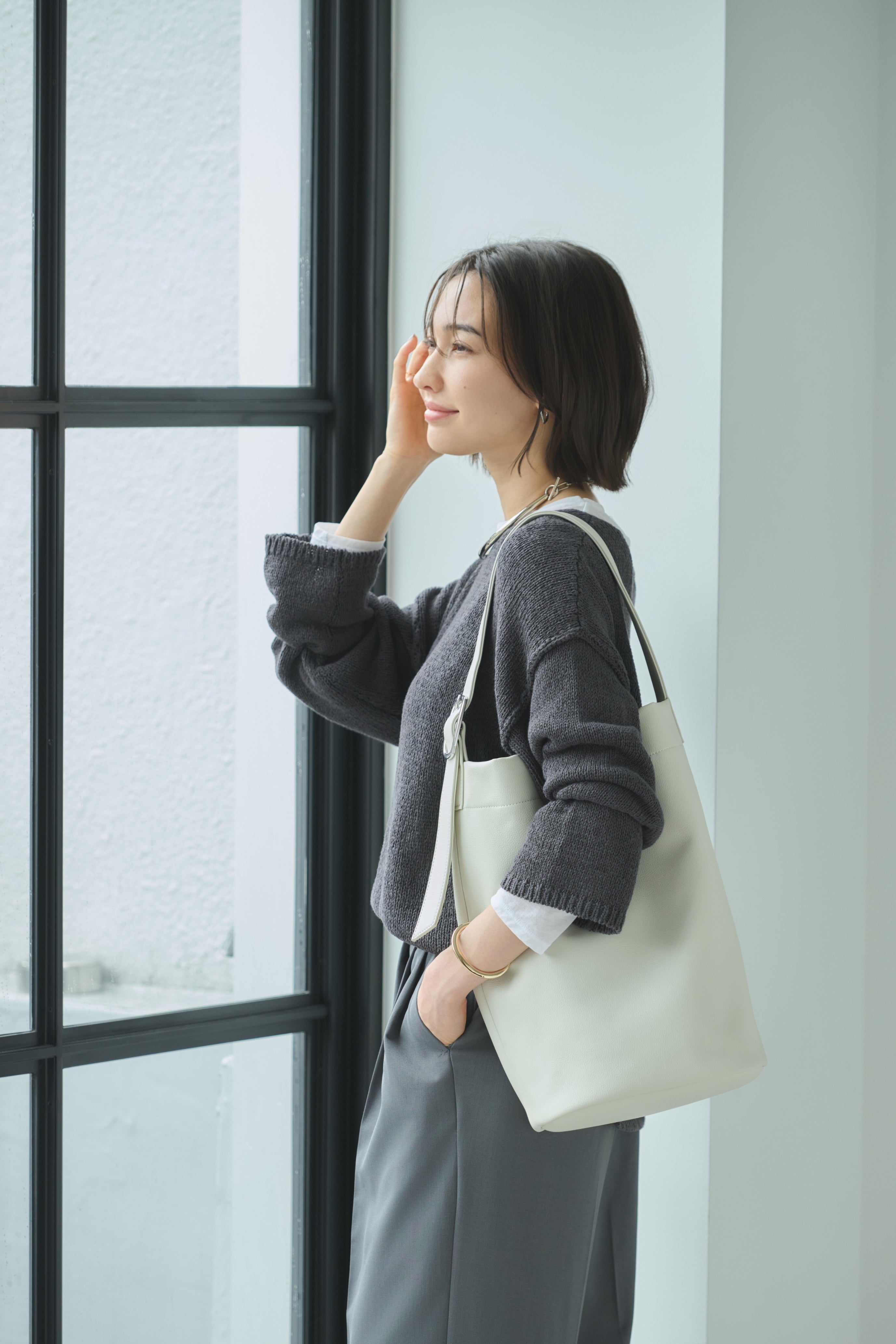 Apple 2Way Tote Bag」&「Apple 2Way Mini Bag」 – LOVST TOKYO