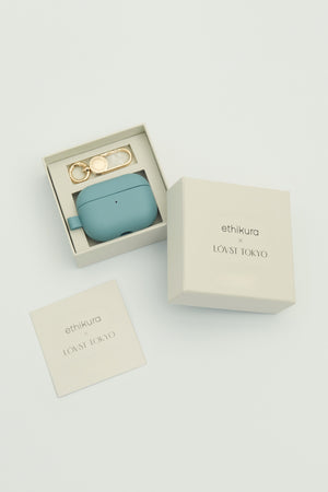 国産アップルレザー | AirPods Pro ケース | ブルー | ゴールドカラビナ | お届けイメージ