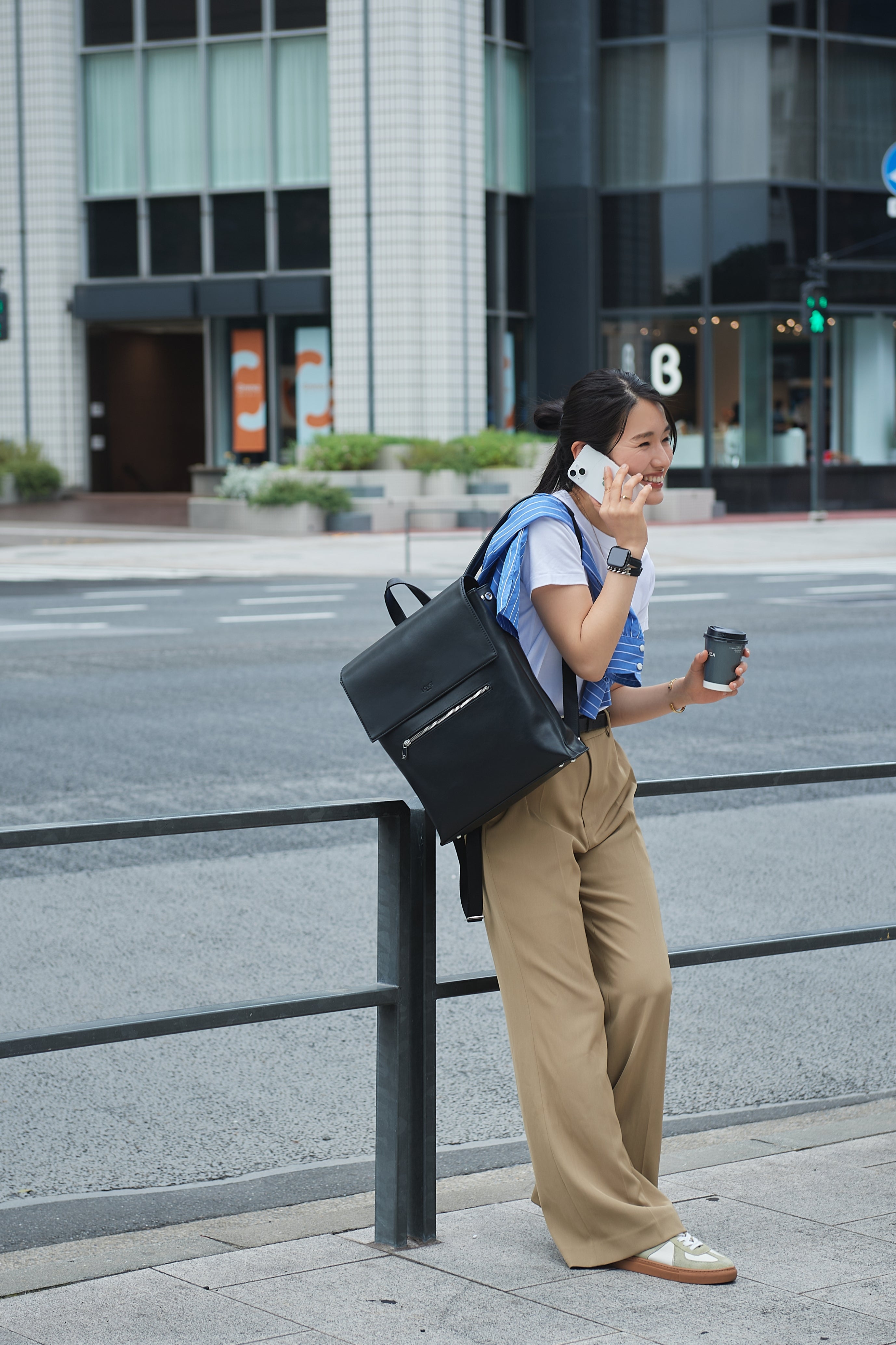 国産アップルレザー製リュックサック「Apple Square Rucksack」 | LOVST TOKYO, アップルレザー, ヴィーガンレザー,  ビーガンレザー,リュックサック, バックパック, サステナブルバッグ