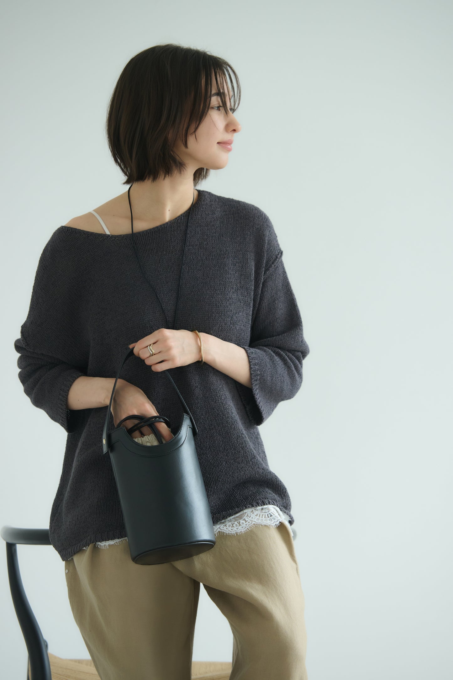 【LEE 4月号掲載】Apple Multi Way Half-moon Bag