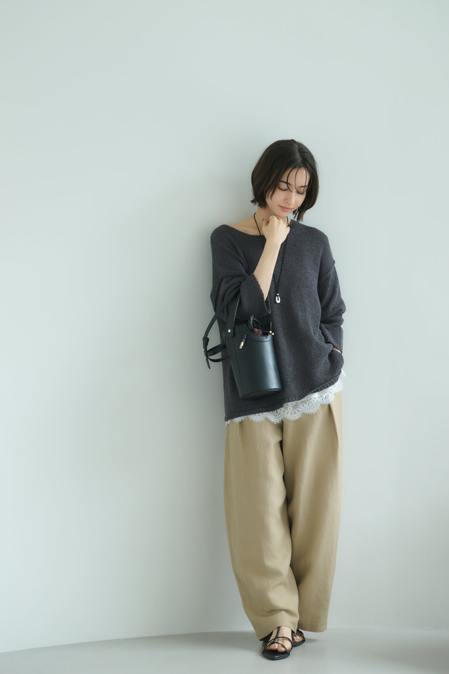 【LEE 4月号掲載】Apple Multi Way Half-moon Bag
