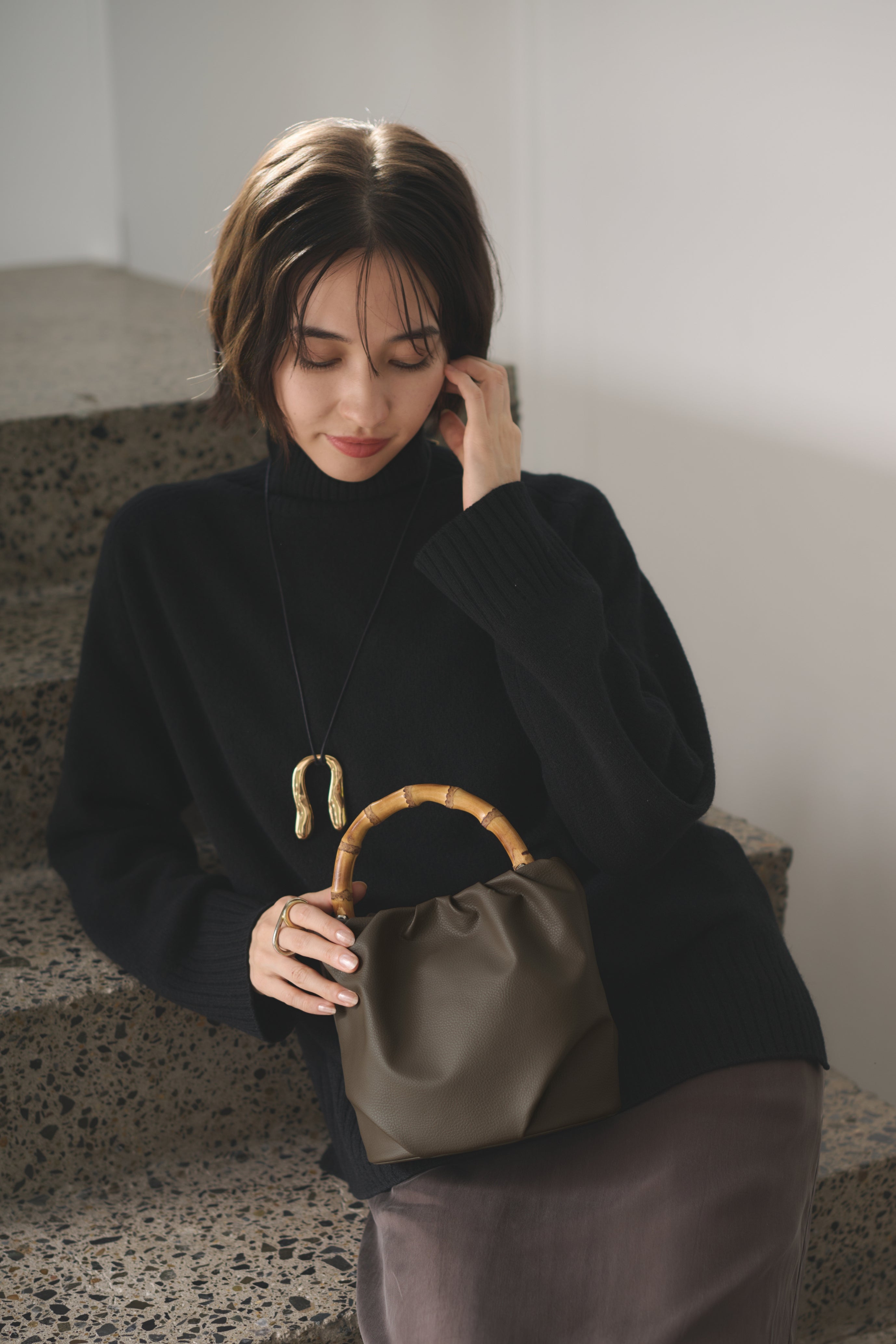 国産アップルレザー製「Apple 4Way Gather Bag」| LOVST TOKYO