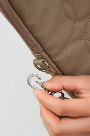 Apple 2Way Quilting Laptop Bag