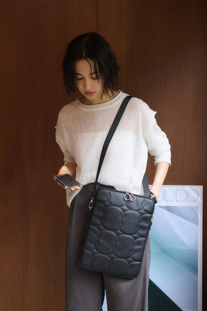 Apple 2Way Quilting Laptop Bag