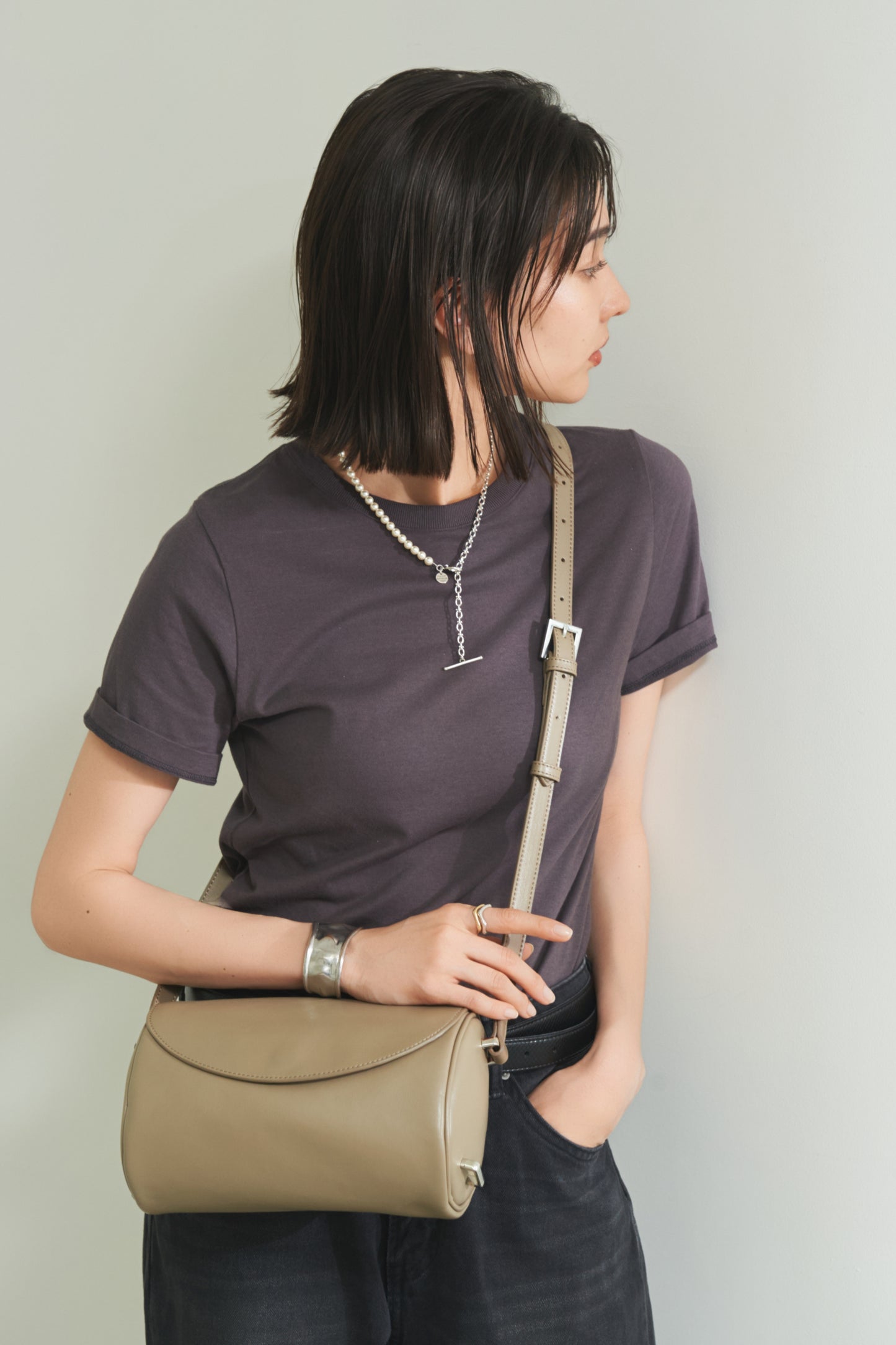 Apple 2Way Half-moon Bag