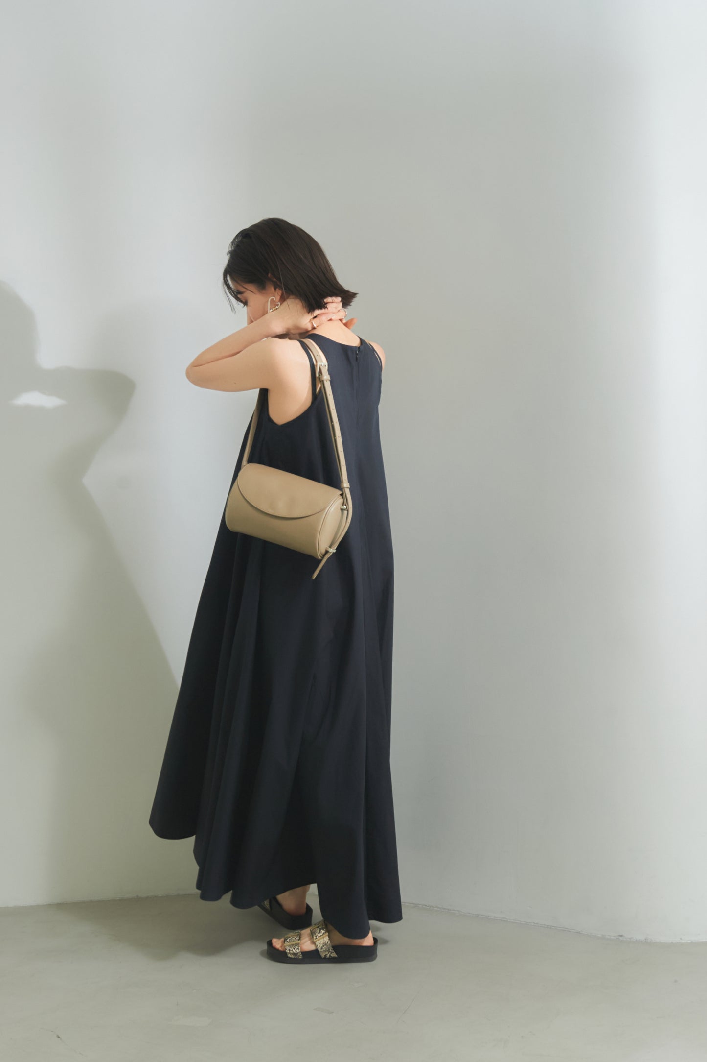 Apple 2Way Half-moon Bag