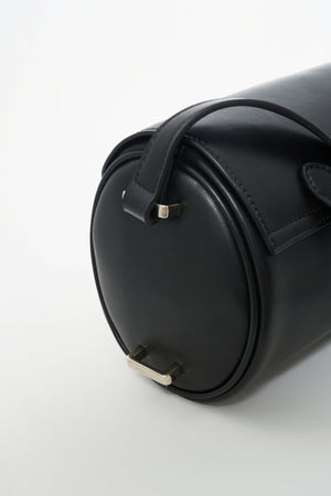 Apple 2Way Half-moon Bag