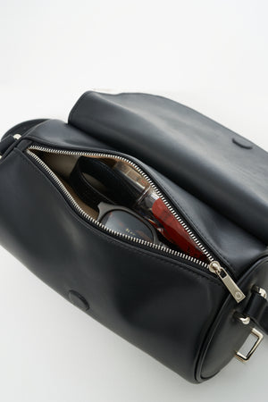 Apple 2Way Half-moon Bag