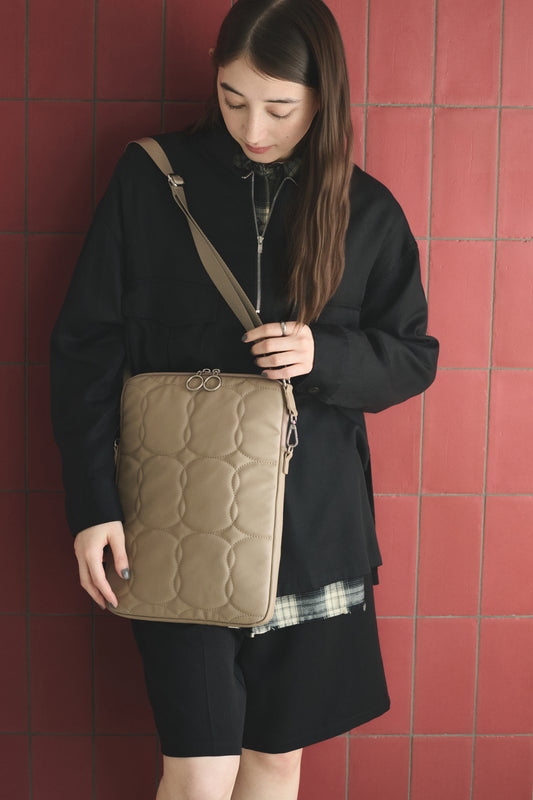Apple 2Way Quilting Laptop Bag