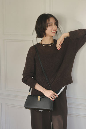イタリア産グレープレザー | Grape 3Way Chain Bag | レザーショルダーバッグ 着用イメージ