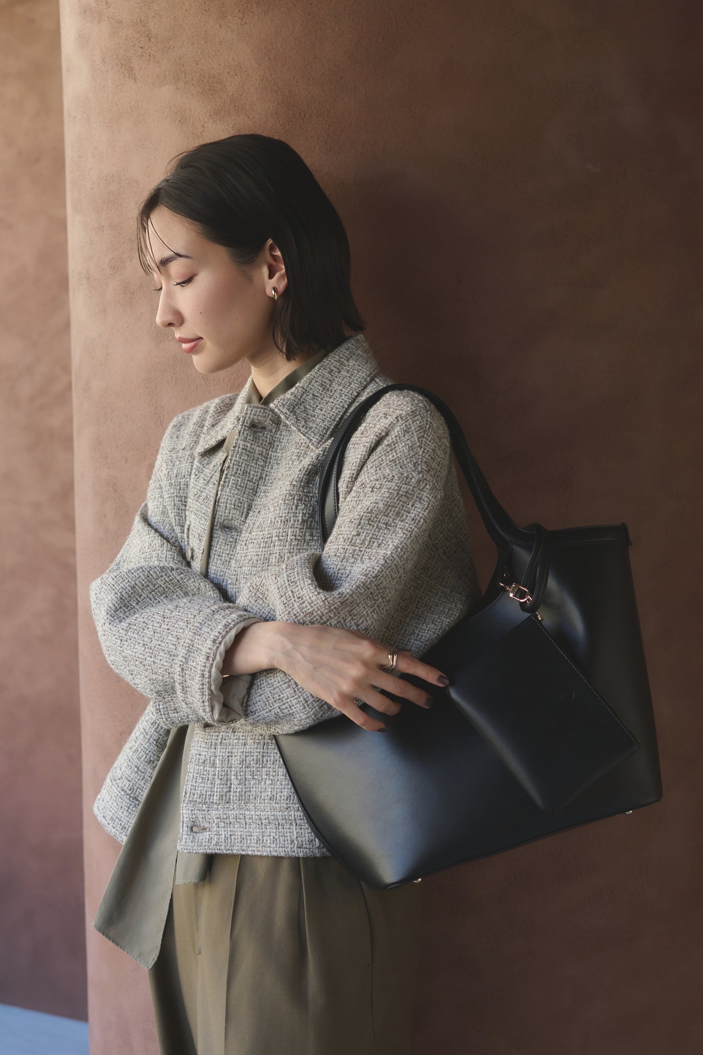 Apple Half-moon Tote Bag