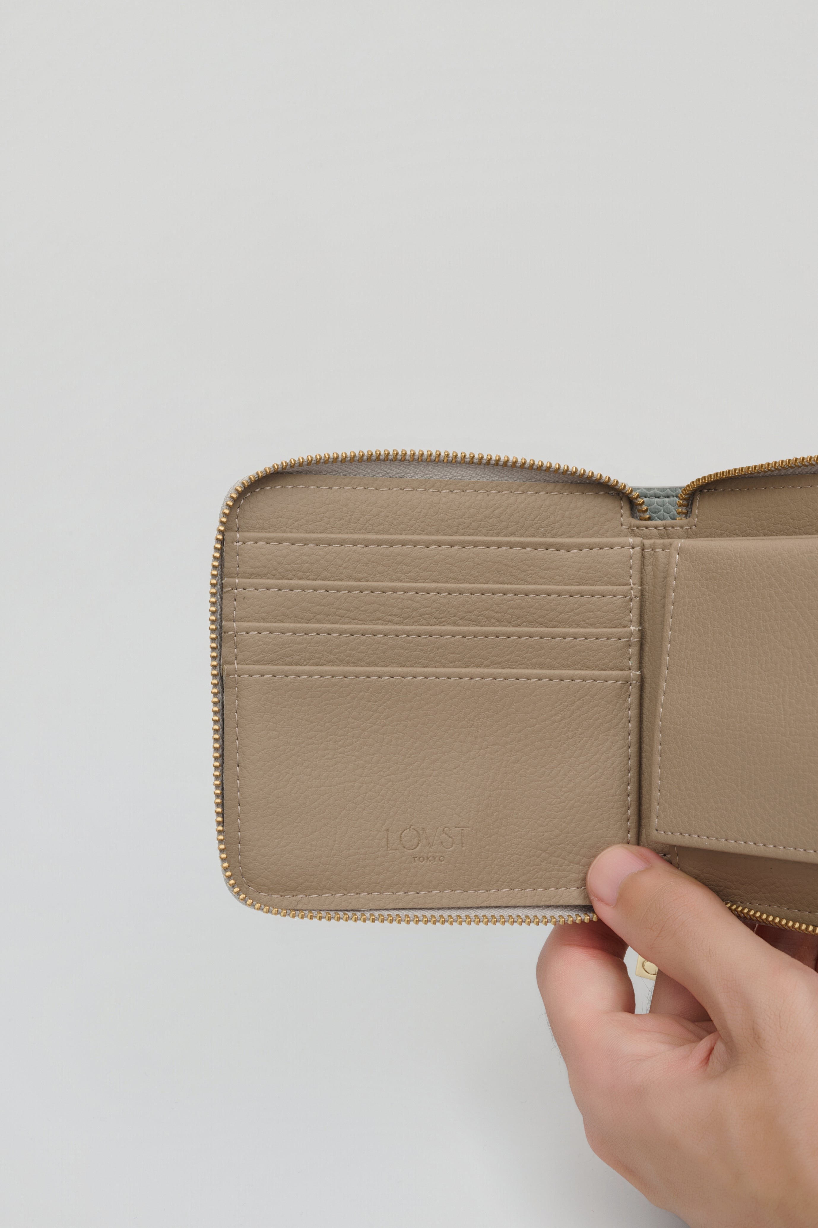 アップルレザー製二つ折り財布「Apple Samael Wallet」 | LOVST TOKYO