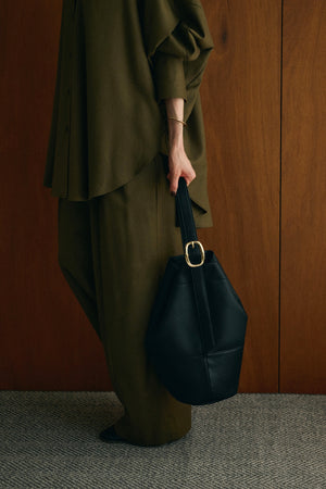 Apple 2Way Tote Bag ｜Limited Black